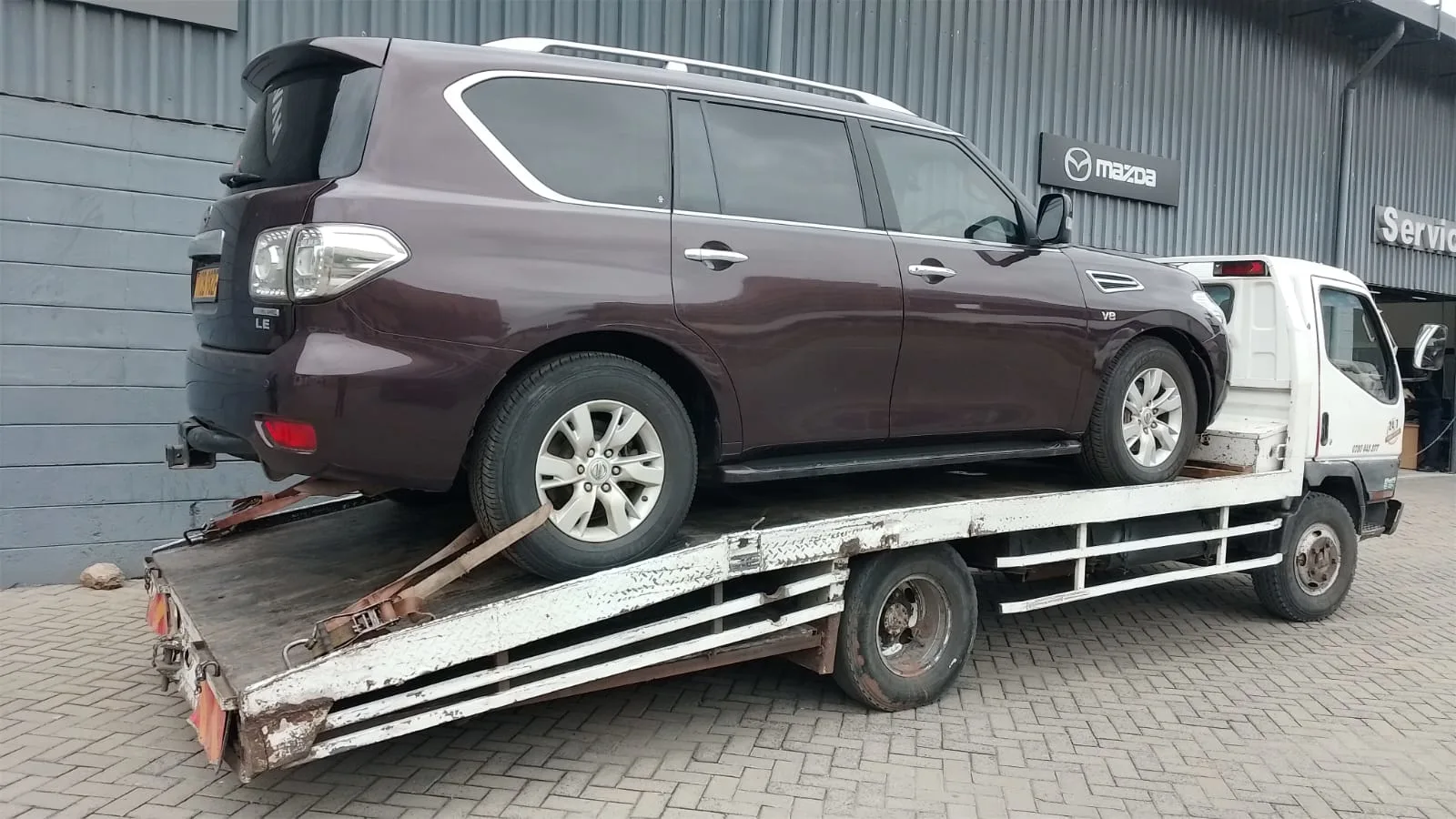 Professional Towing Team at The Choice Towing Services
